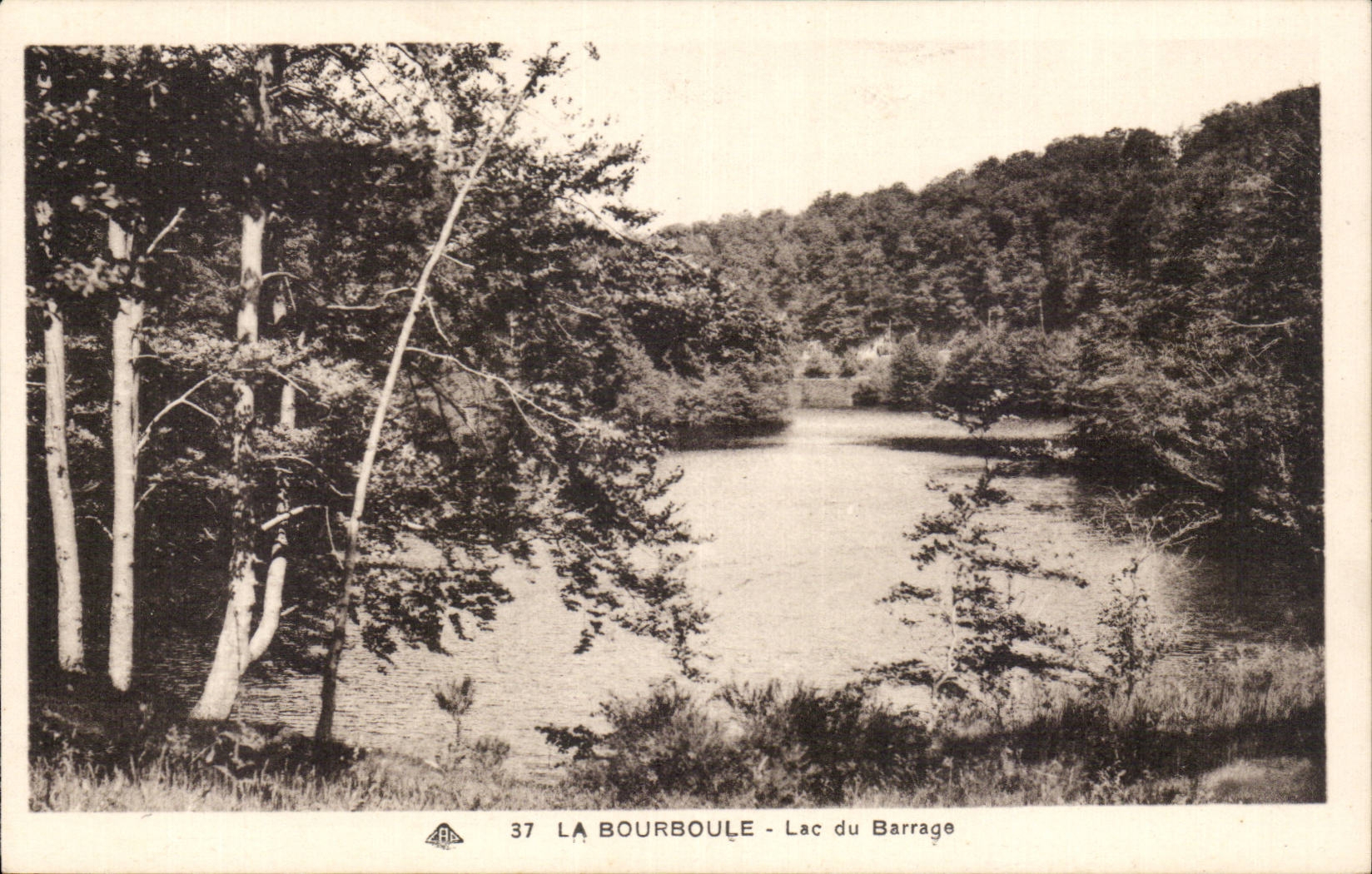 CPA Auvergne Bourboule Lake of the stopping