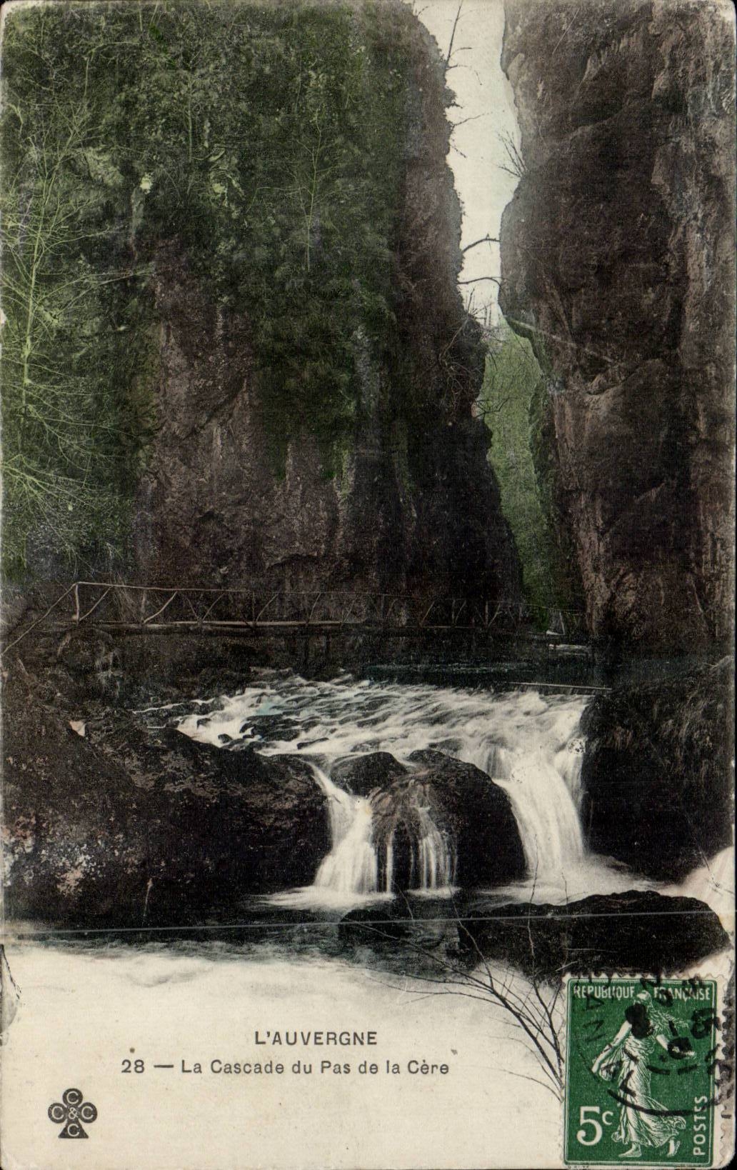 CPA Auvergne the cascade of the step of Cere