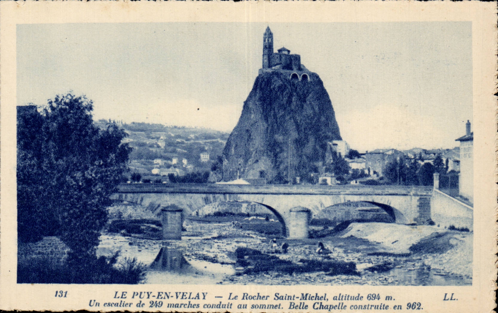 CPA Auvergne Puy en Velay Le rocher Saint Michel