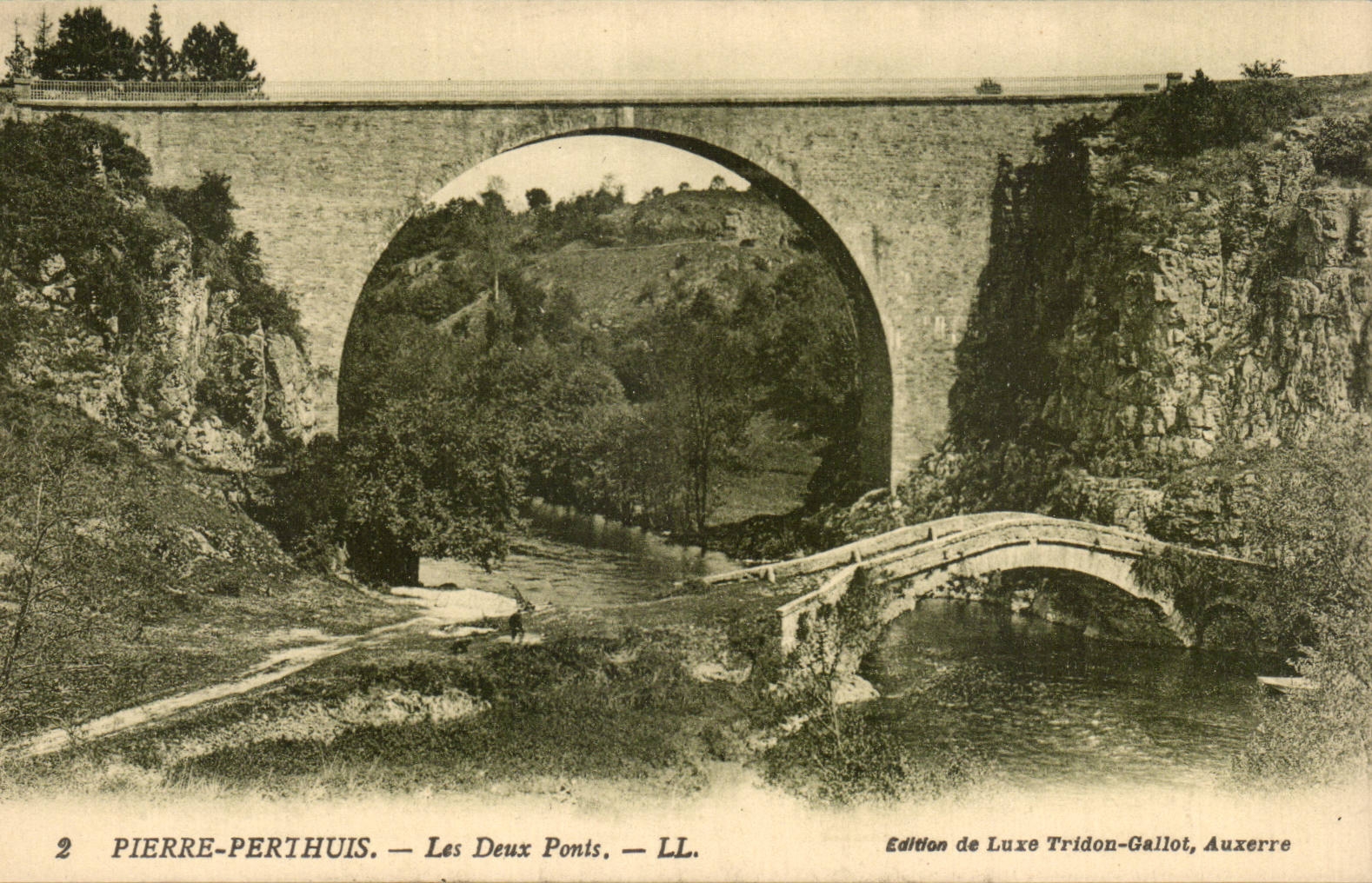 CPA Pierre Perthuis two bridges