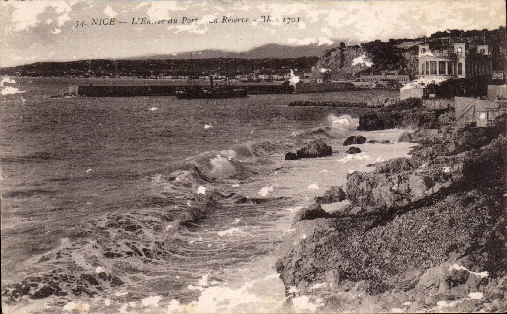 El entrar de CPA Niza del puerto