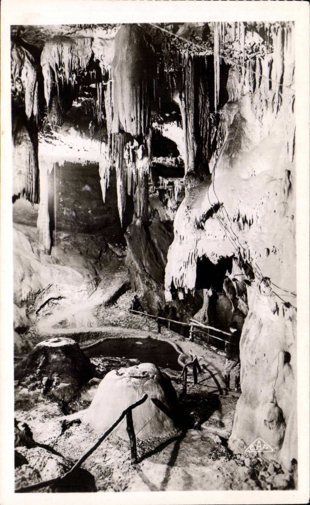 CPA Caves of Betharram the pulpit and the basin