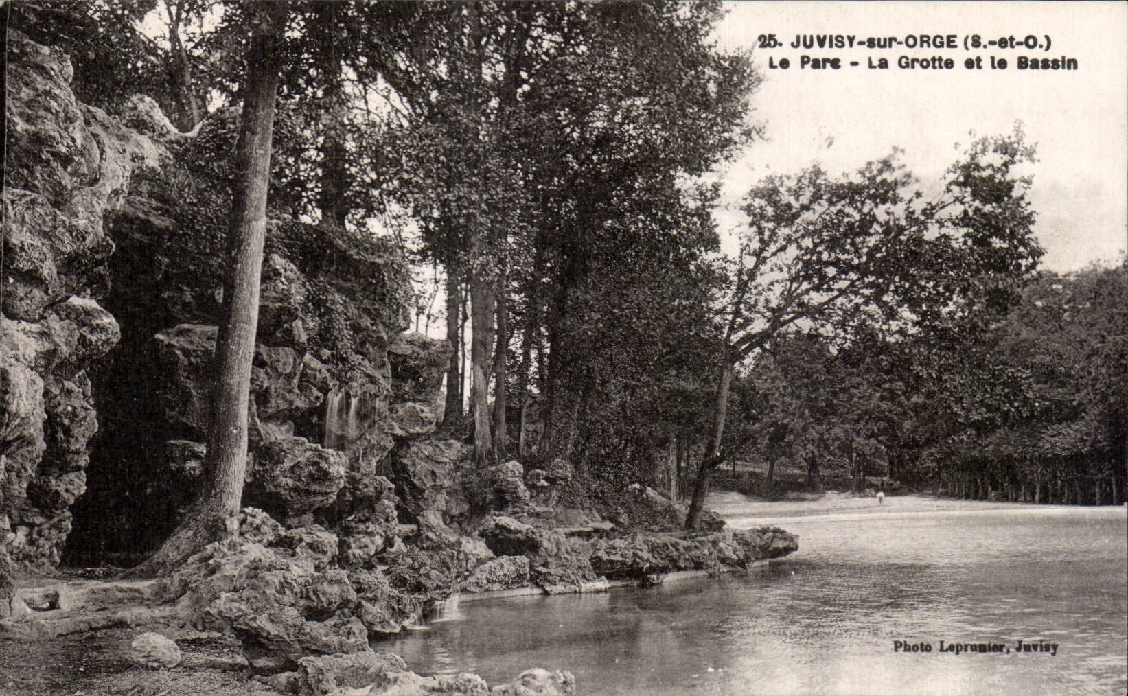CPA Juvisy on barley the park the cave and the basin