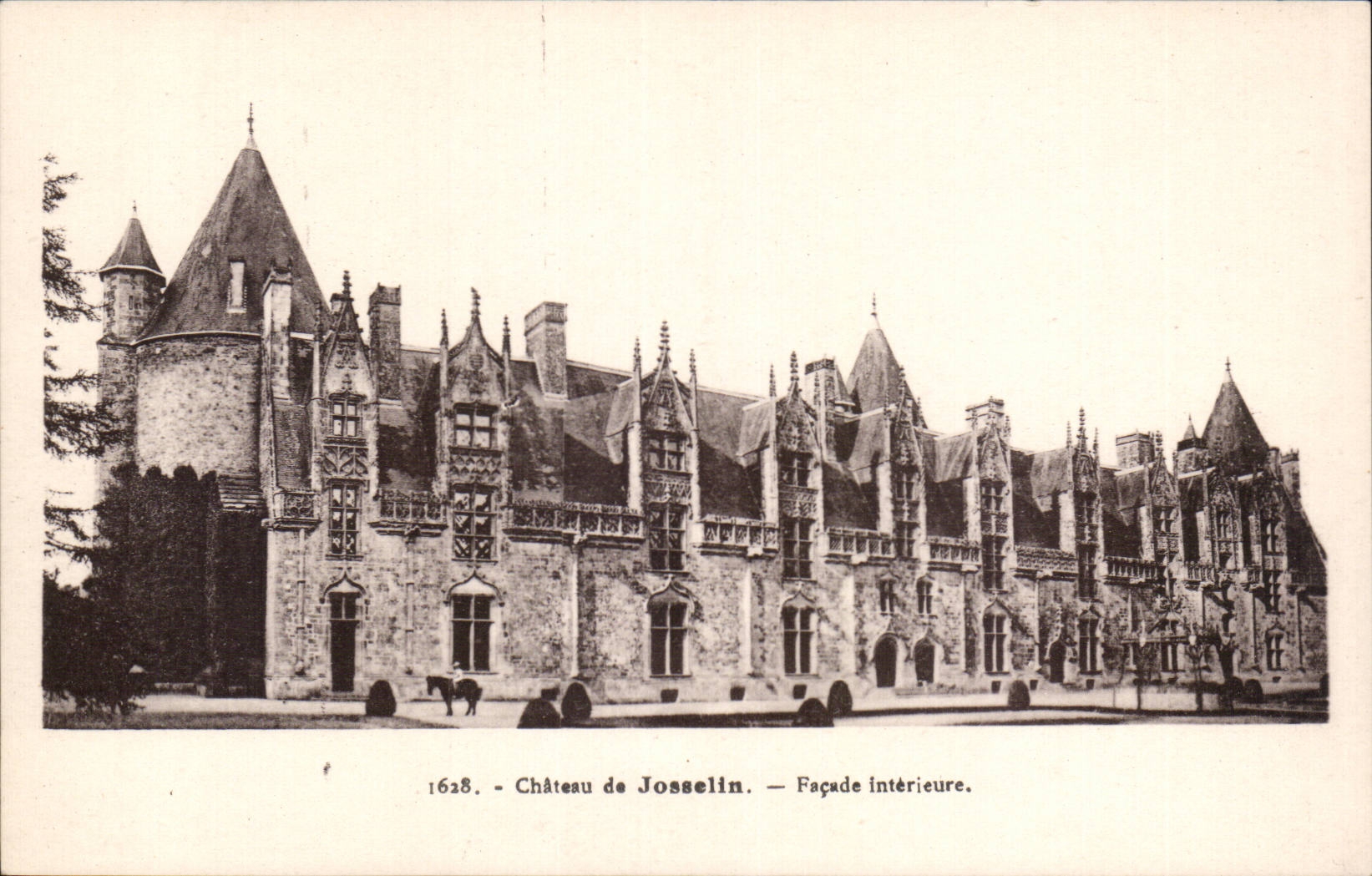 CPA Josselin Le chateau 
