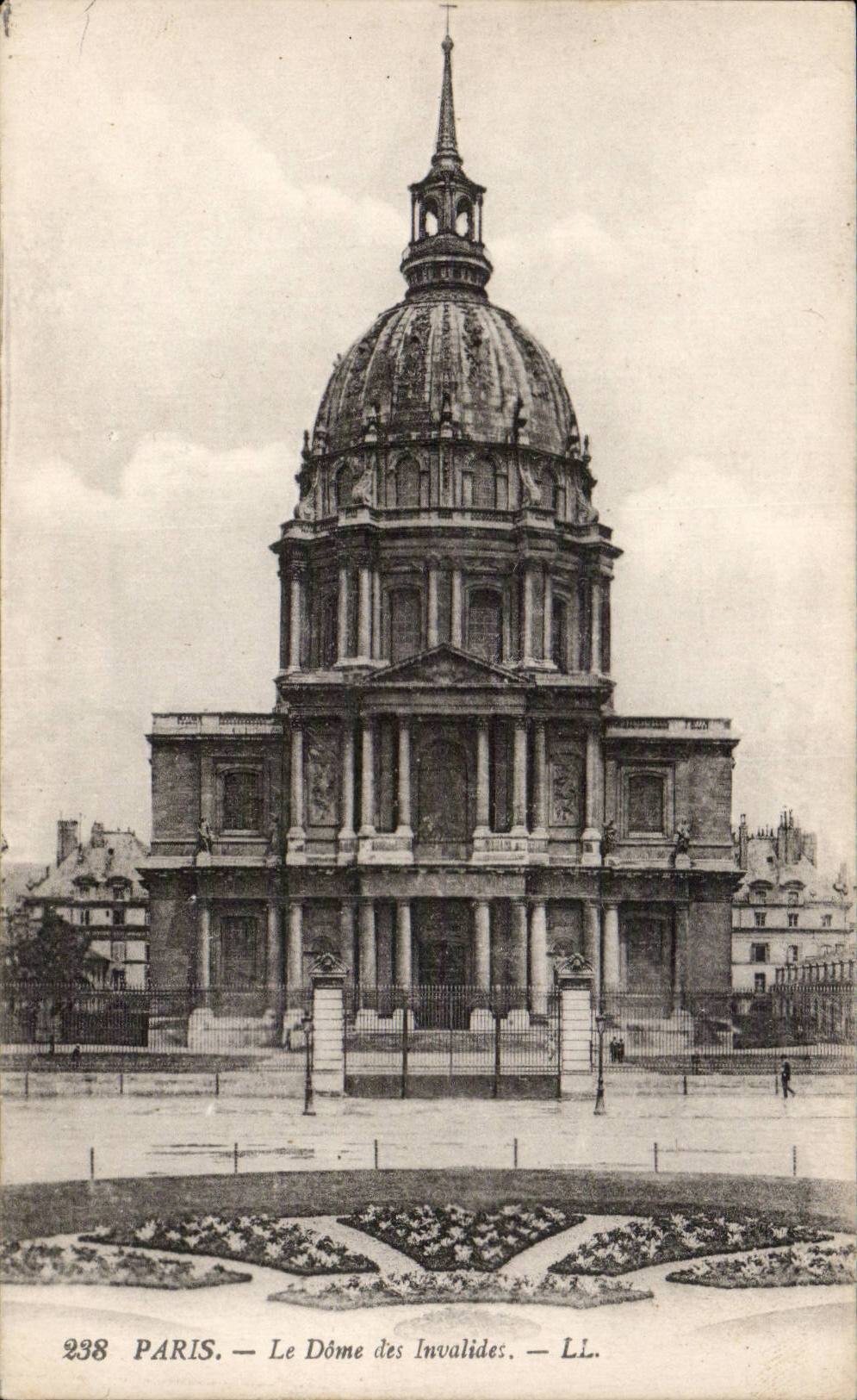 CPA Paris Dome of Invalides