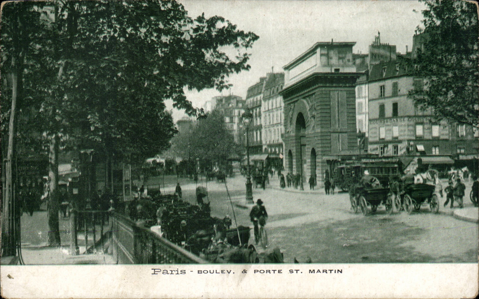 CPA Paris Boulevard and Gate St Martin