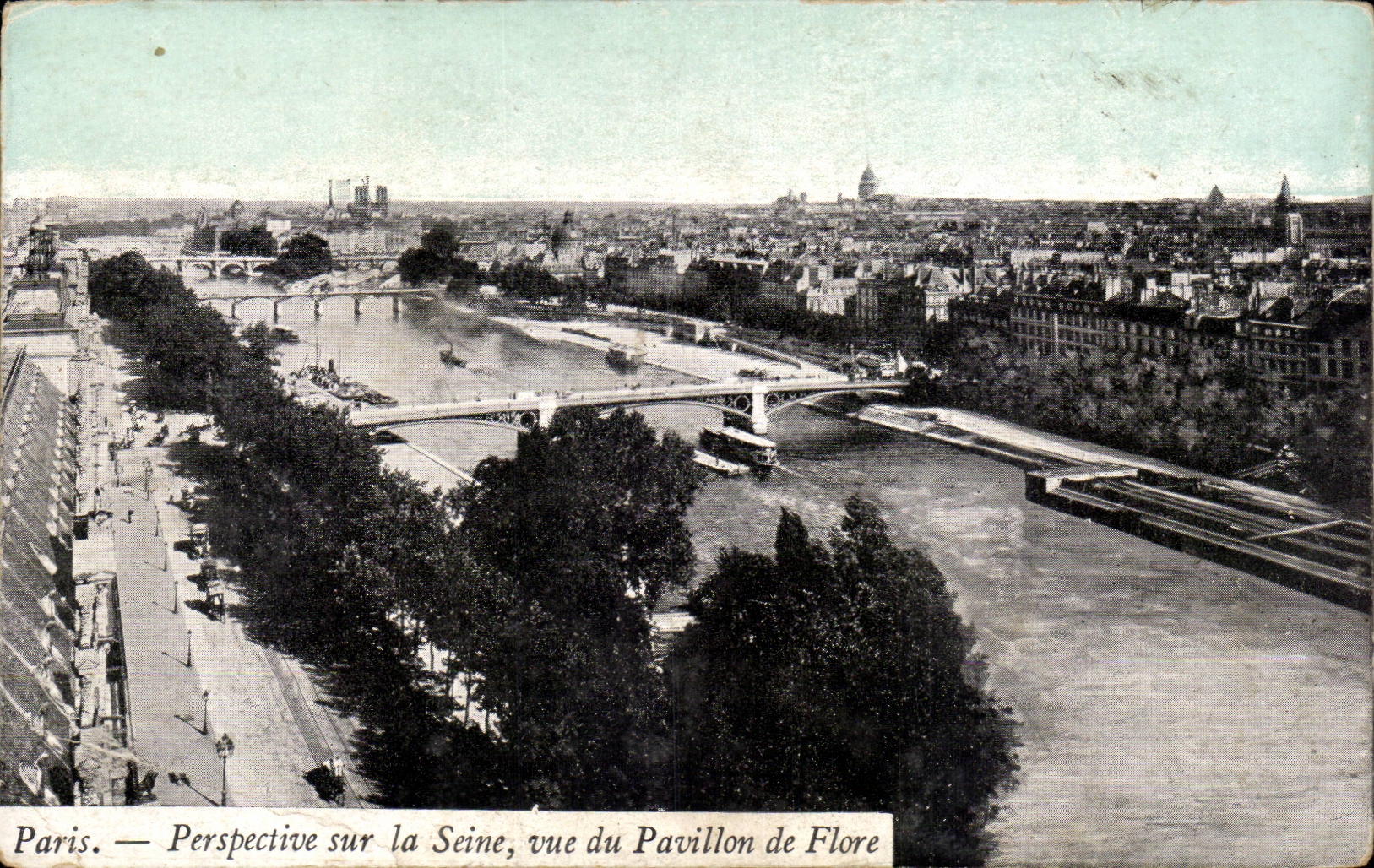 CPA Paris Perspective sur la Seine Pavillon de Flore