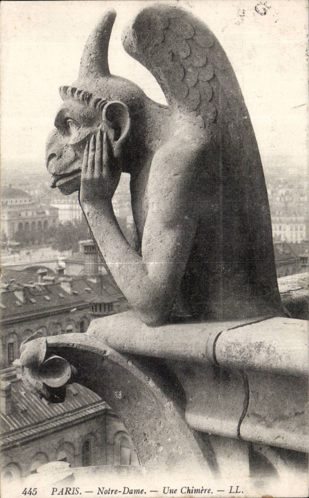 CPA Paris Notre Dame Une chimere