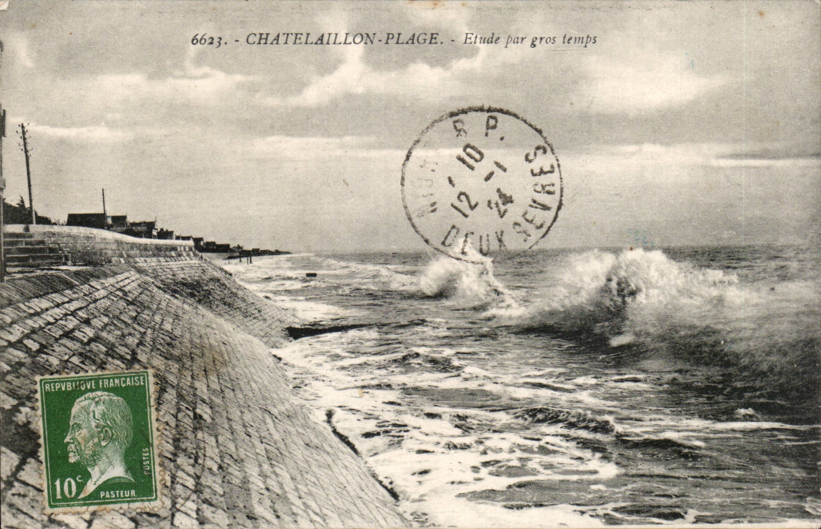 CPA Chatelaillon Beach Details by heavy weather