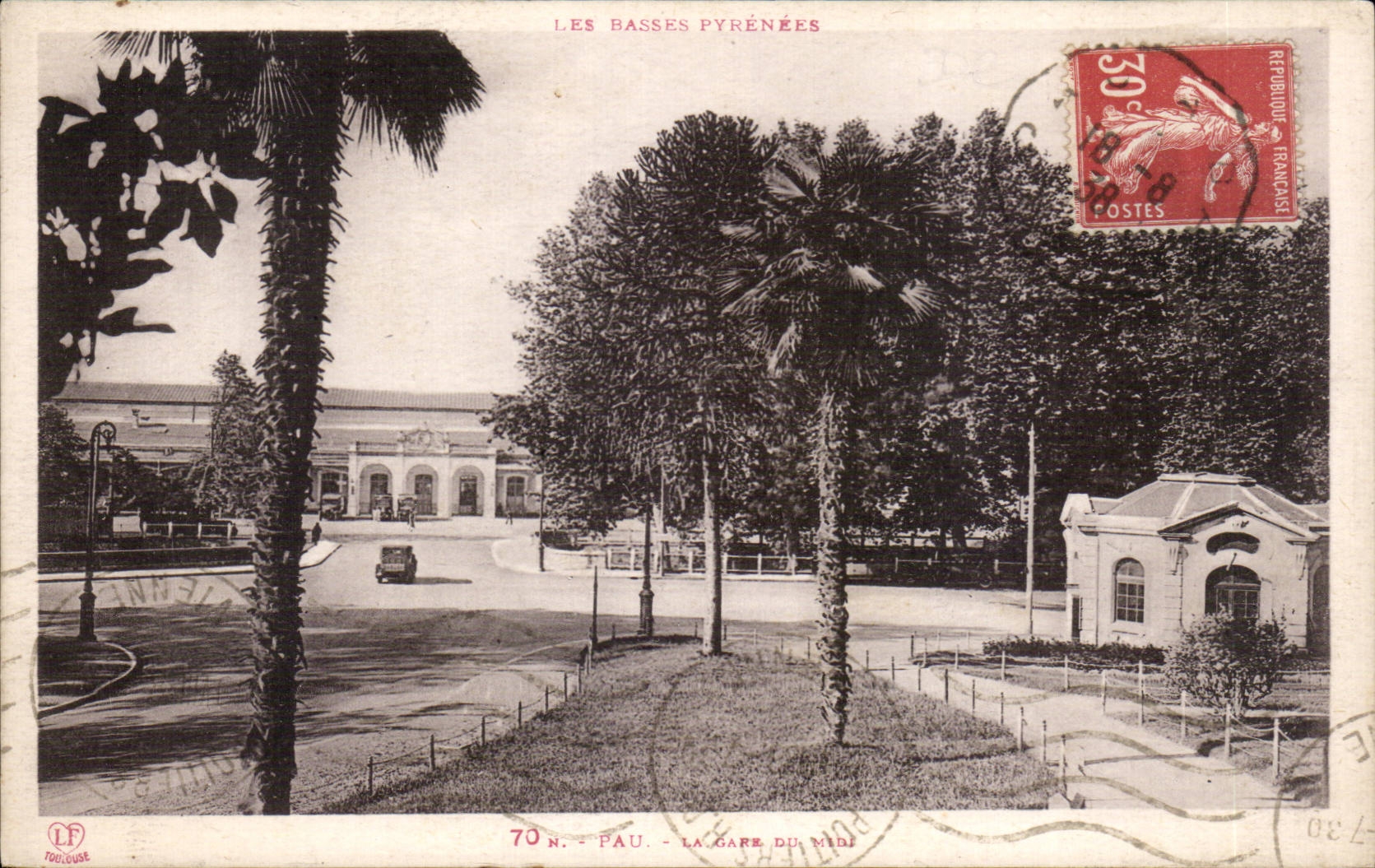 CPA Pau Train station of midday