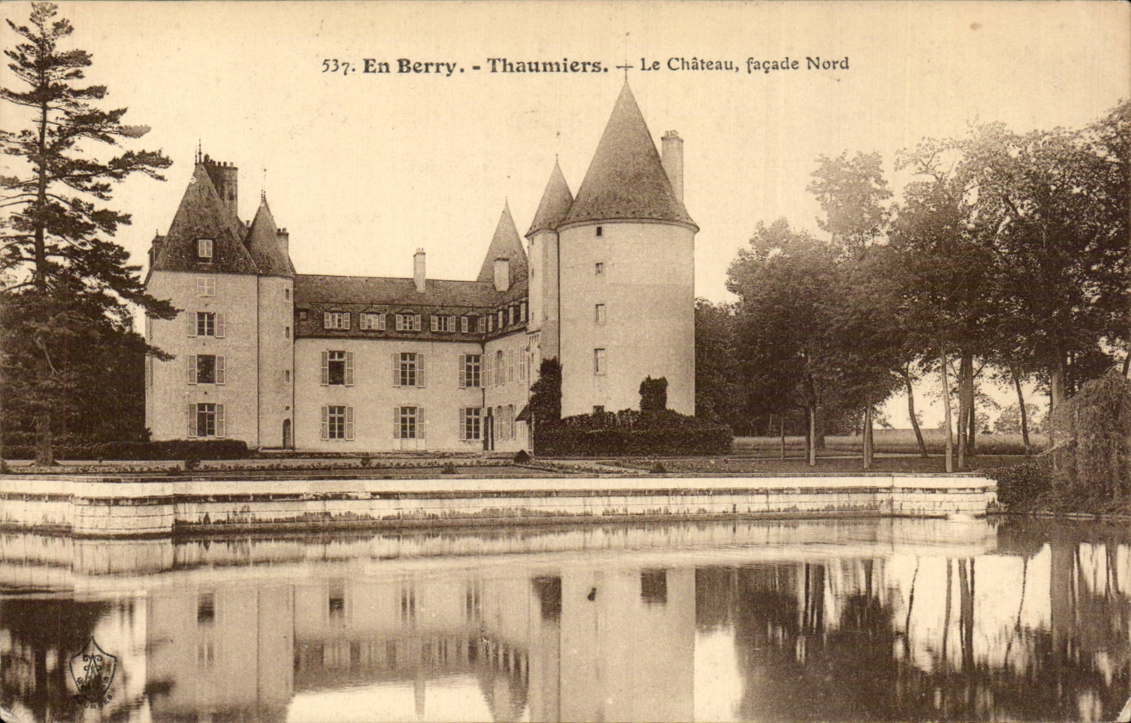 CPA Berry Thaumiers the Northern castle Frontage