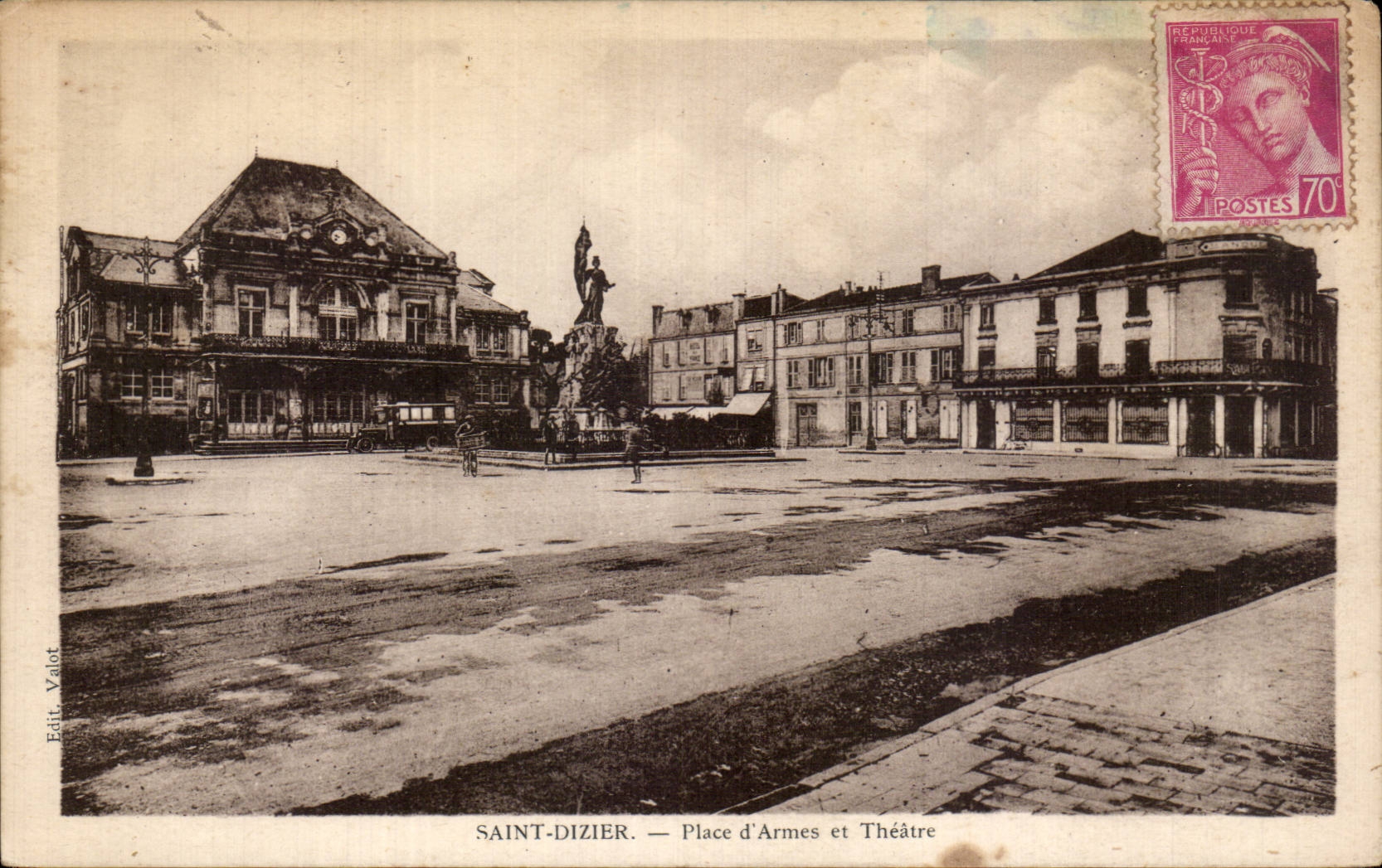 CPA Saint Dizier Places weapons and theater