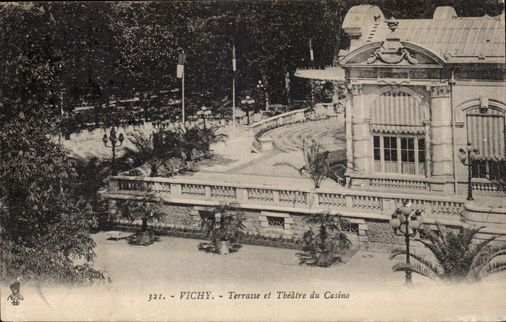CPA Vichy Terrasse et theatre du casino