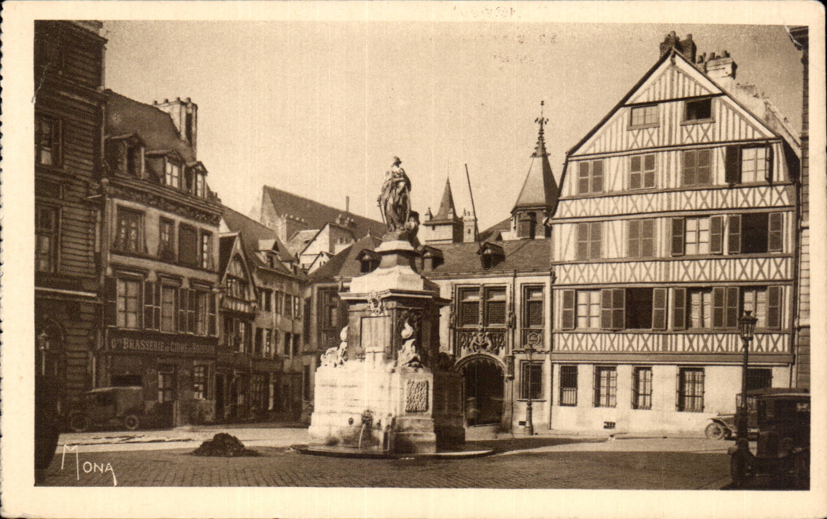 Rouen - the Museum City Places and fountain of the Virgin - CPA