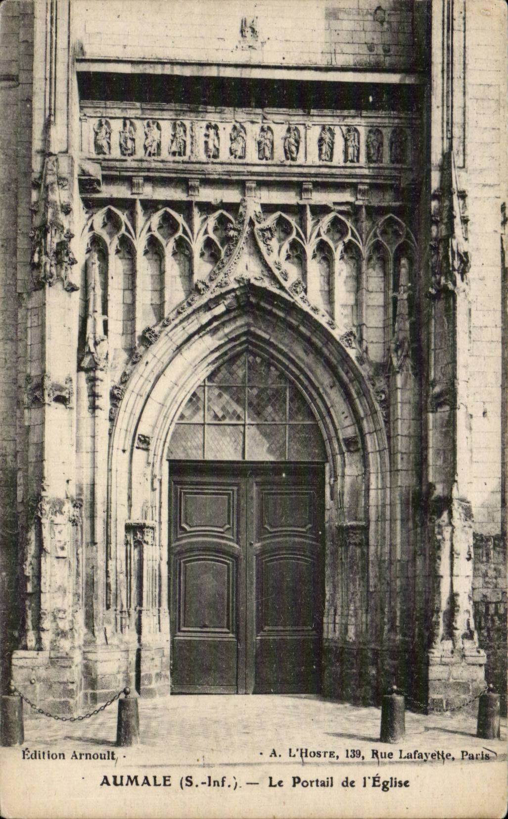 Aumale - Church - CPA