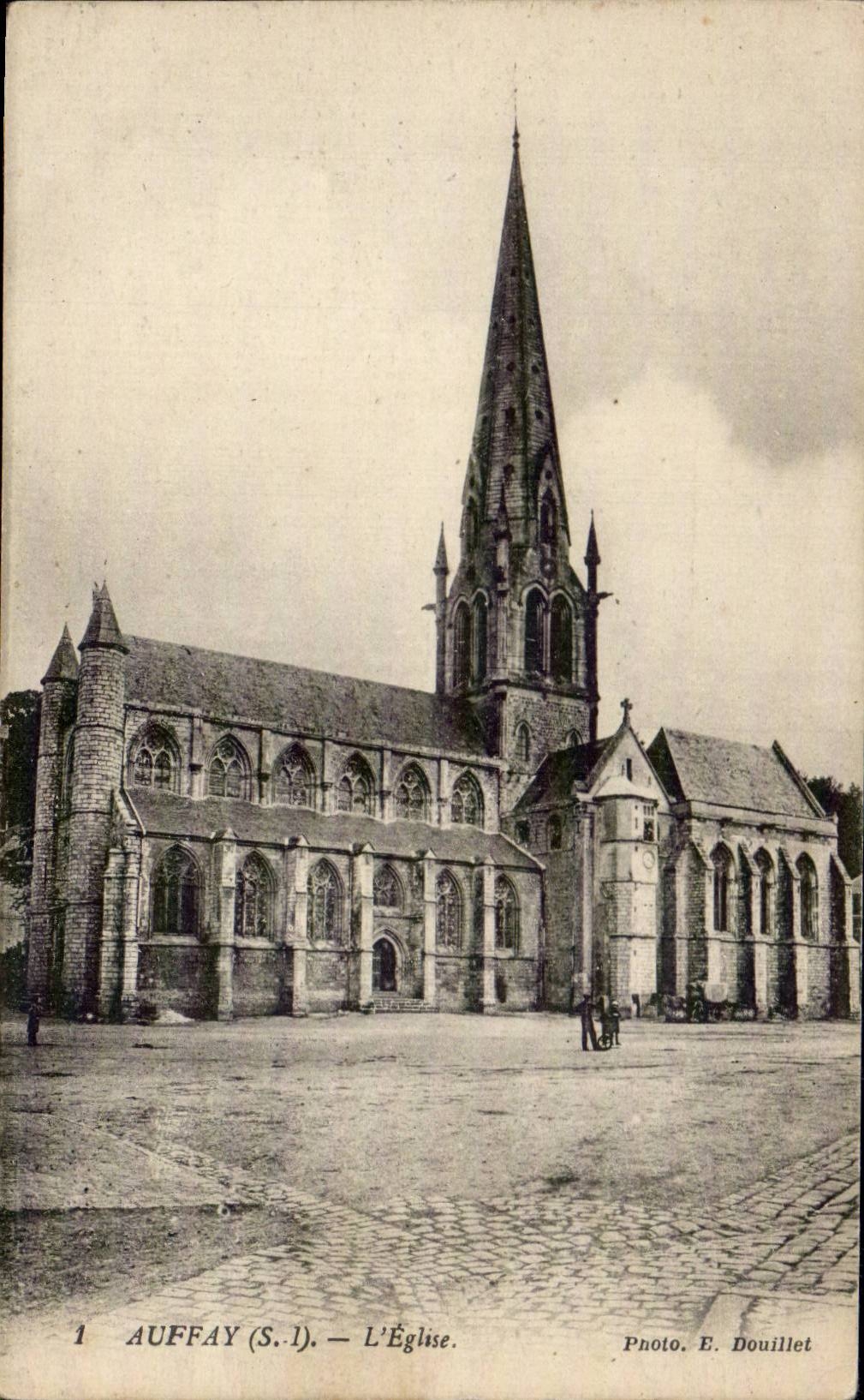 Auffay - Church - CPA