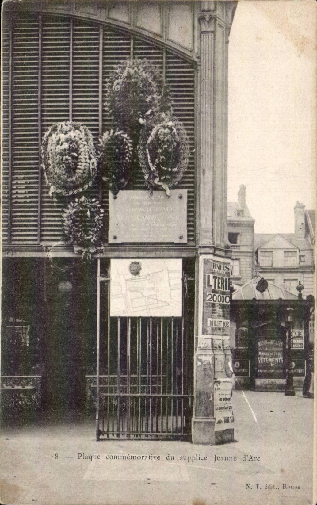 Commemorative plaque of the torment of Jeanne Arc - CPA