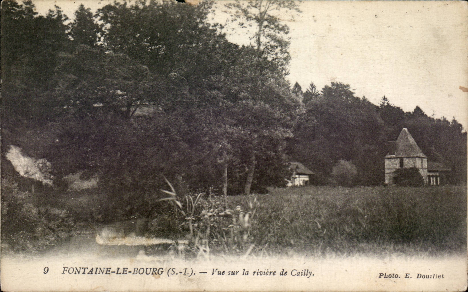 Fountain the Borough - Sight on the River of Cailly - CPA