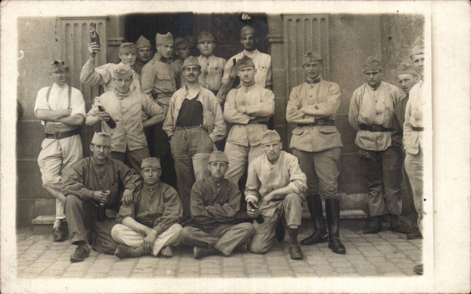 Real photo Militaria Soldiers