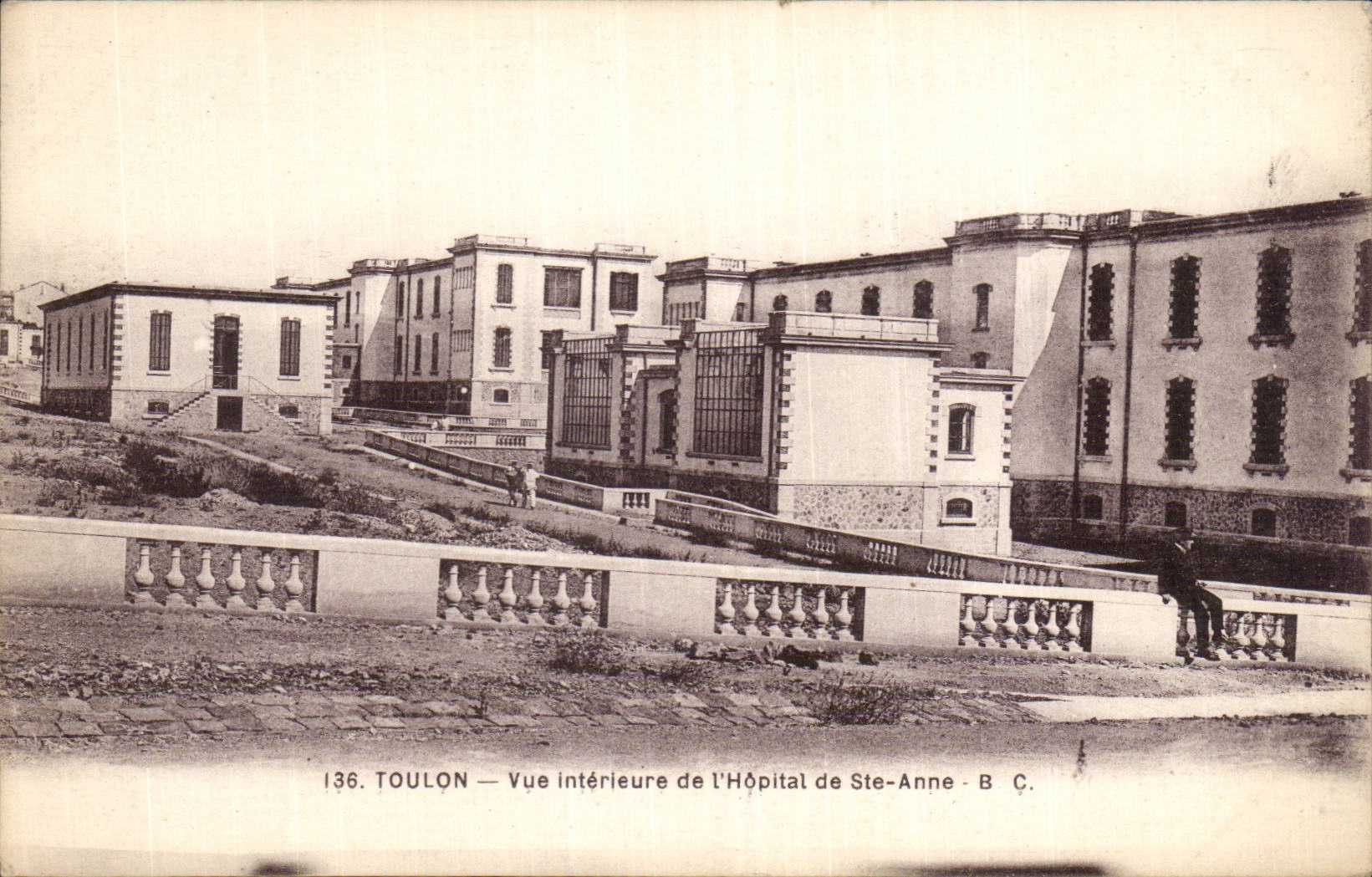 CPA Toulon Seen interior of hospital Sainte Anne
