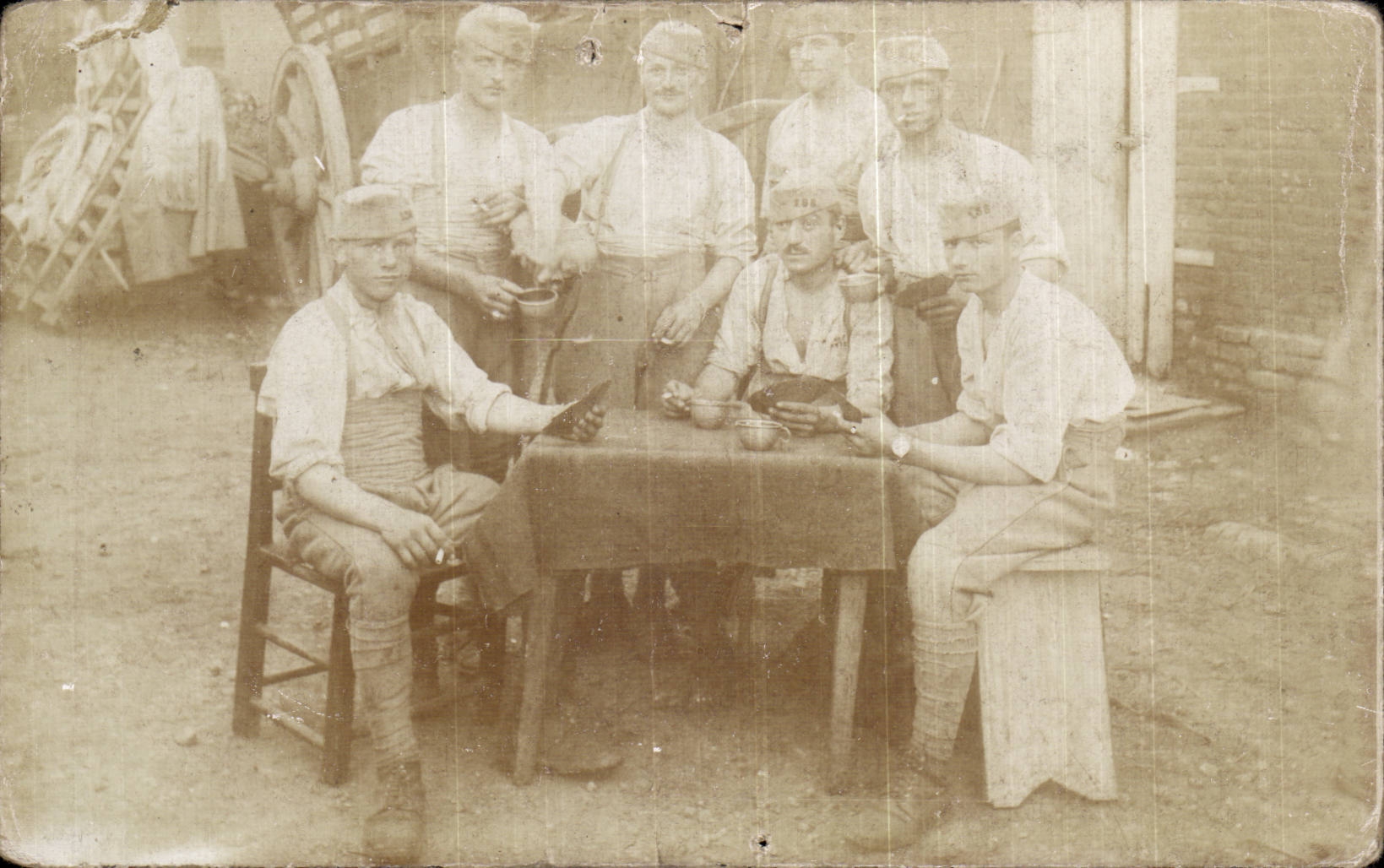 Real photo Militaria Soldiers