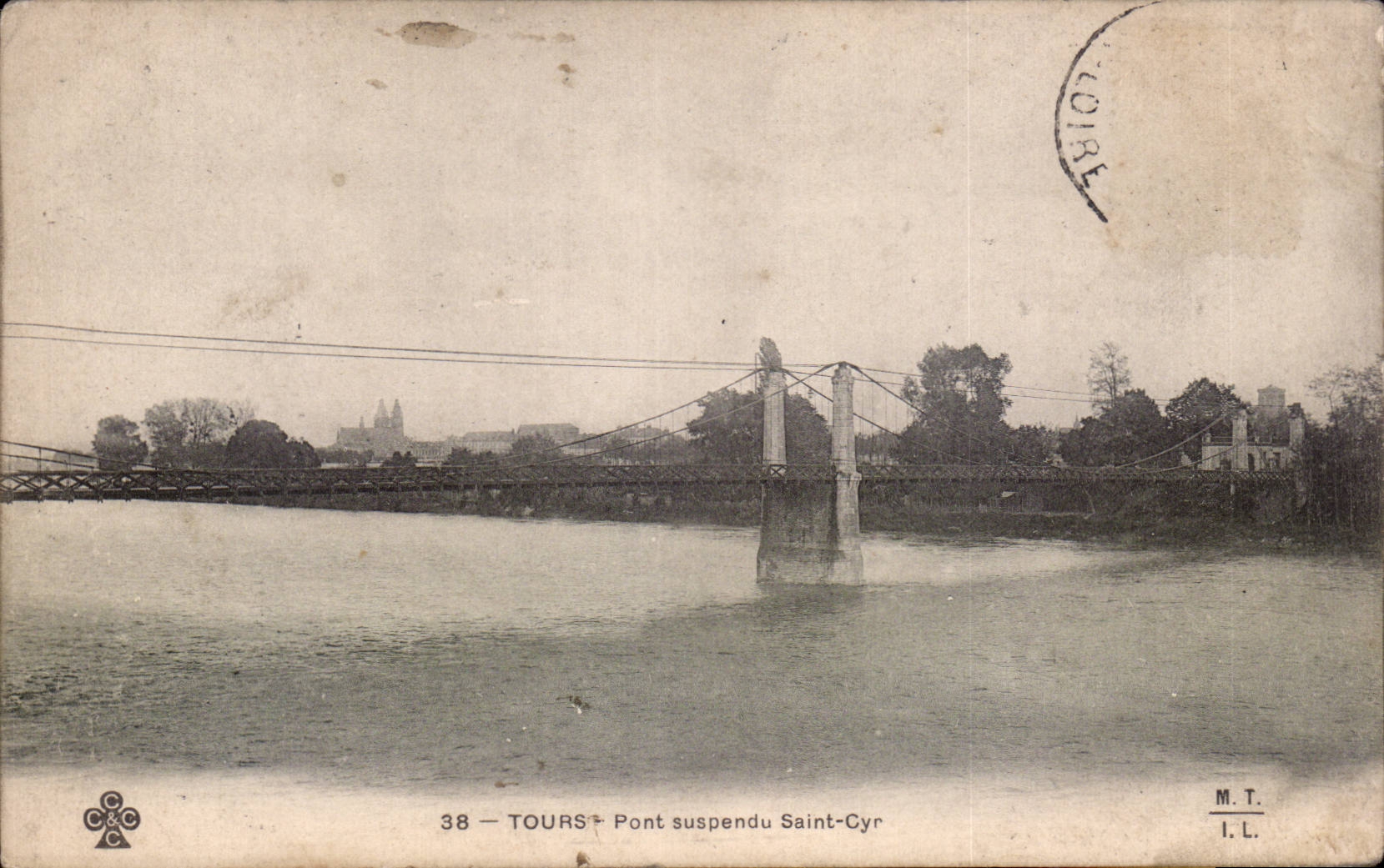 Tours - Pont Suspendu Saint Cyr - CPA 