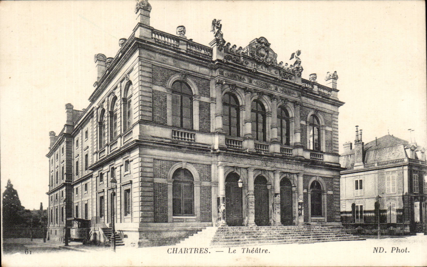 Chartres - the Theater - CPA