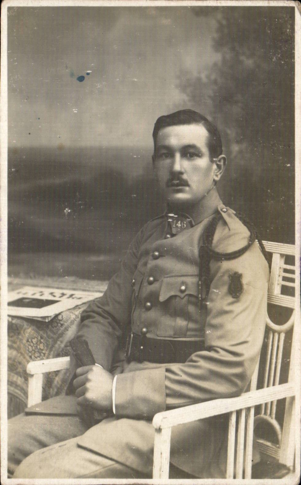 Real photo Militaria Soldier