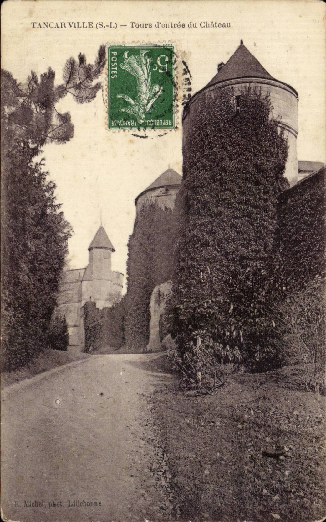 Tancarville - Tours - Entering of the Castle - CPA