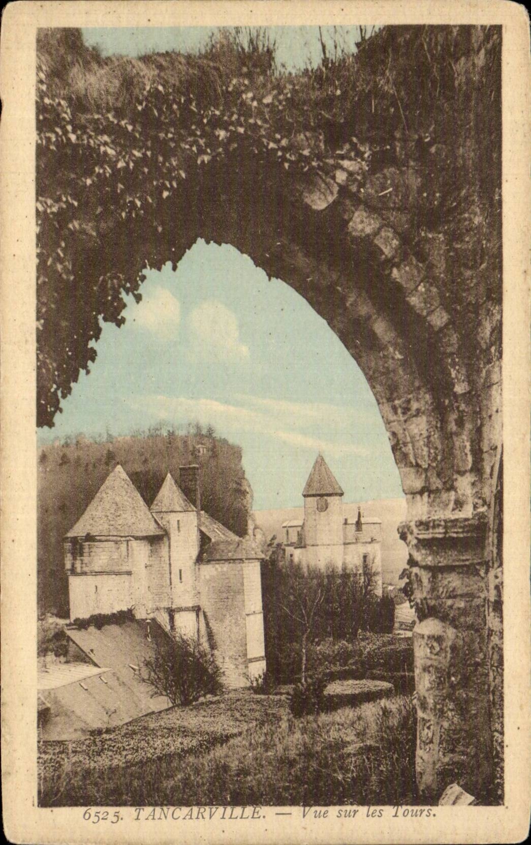 Tancarville - Vue sur les Tours - CPA