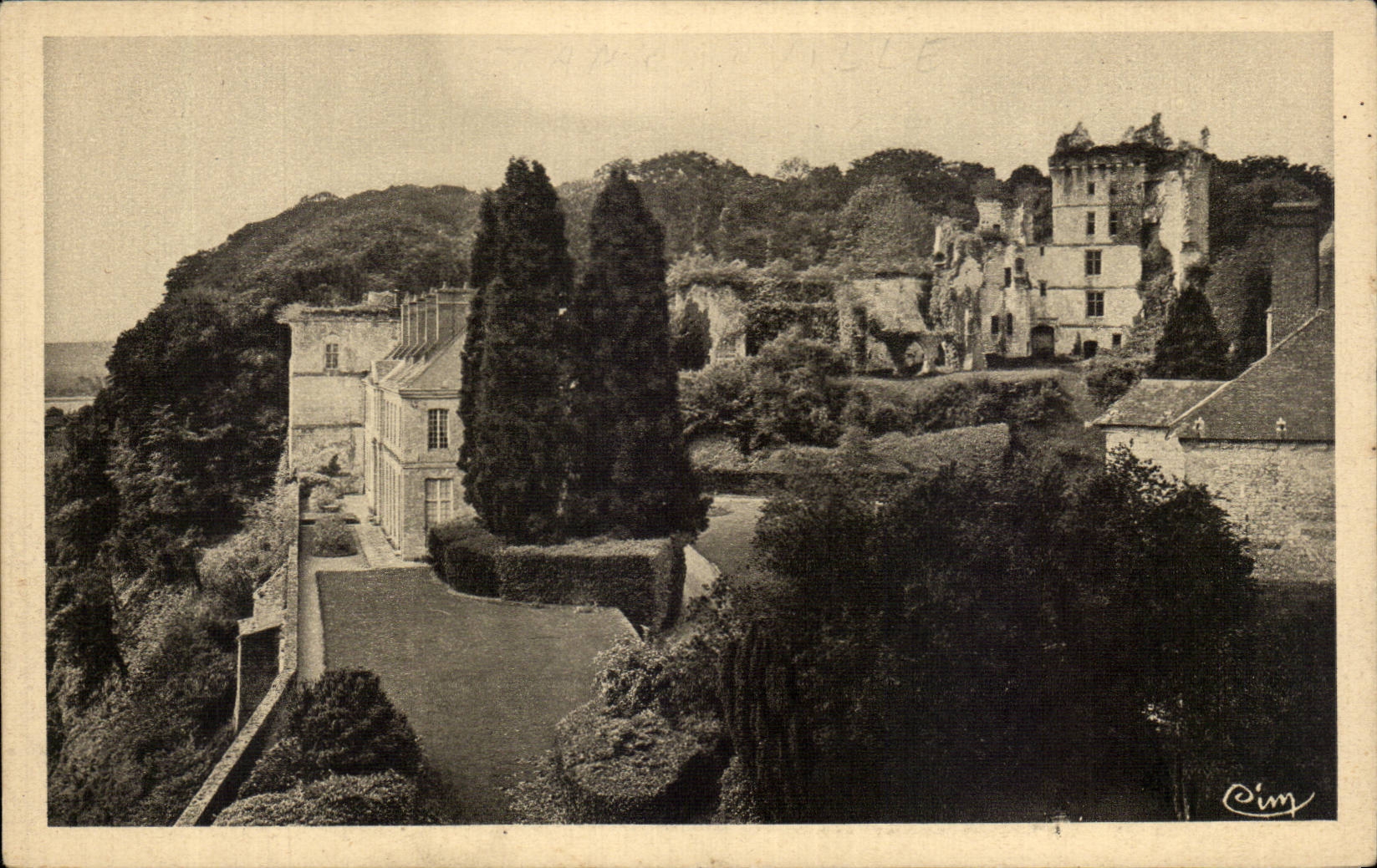 Tancarville - Le Chateau et des Ruines - CPA