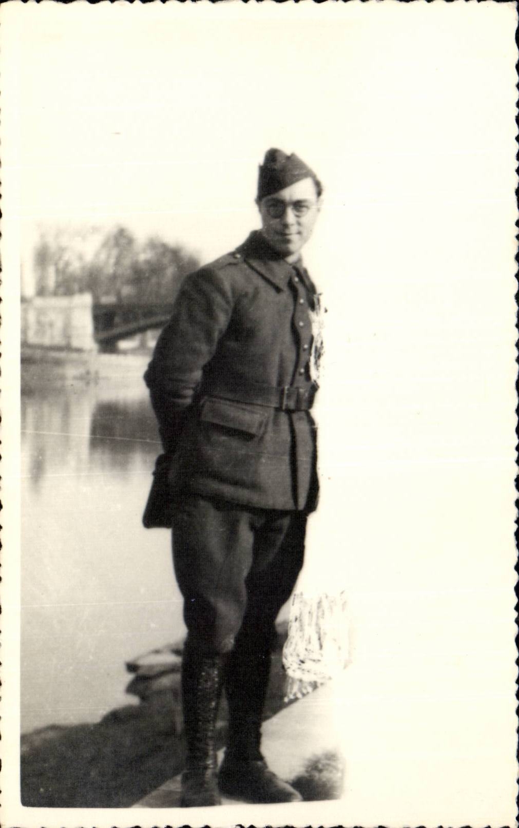 Real photo Militaria Soldier