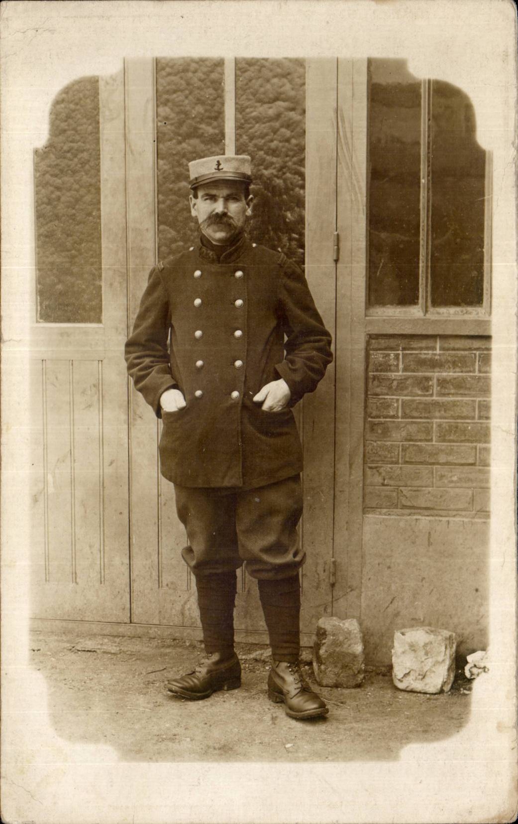 Real photo Militaria Soldier