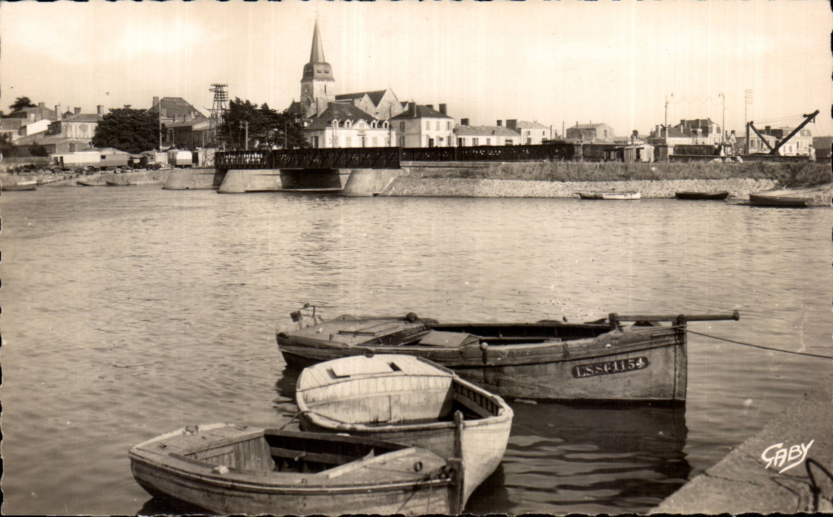 Santo Gil el la vida - vista junto - CPA