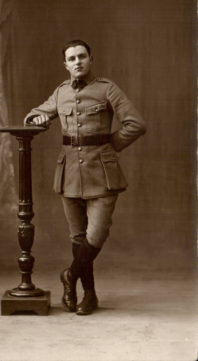 Real photo Militaria Soldier