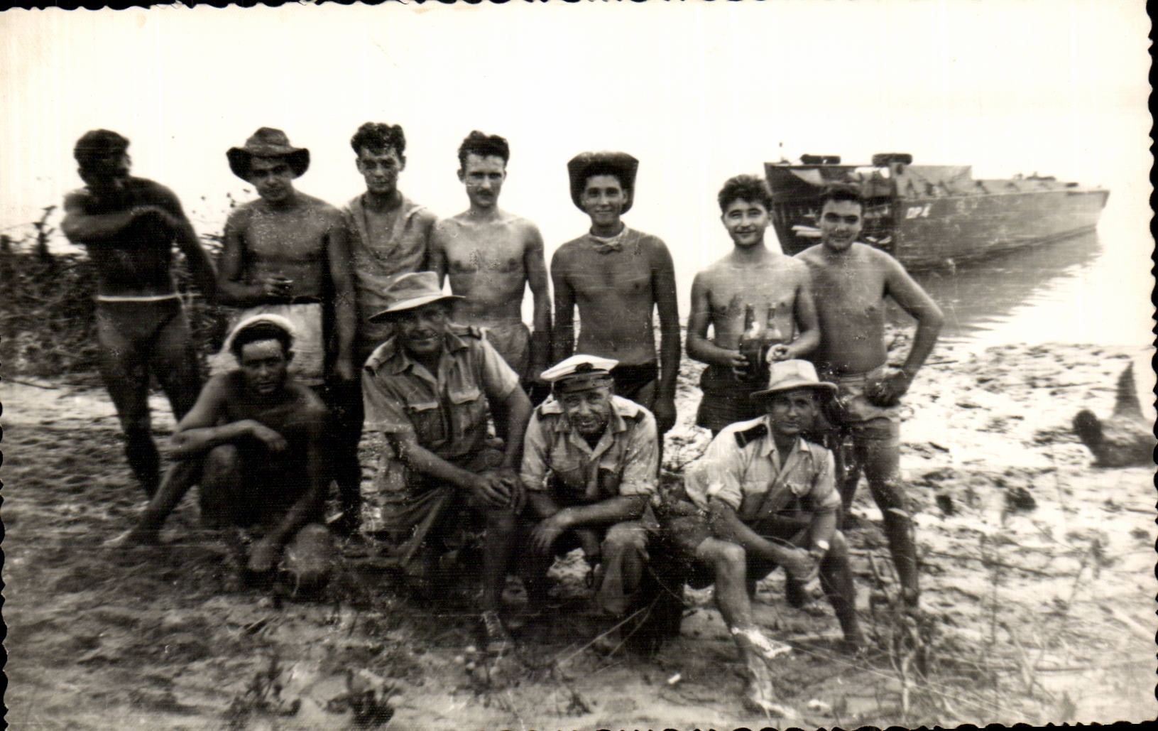 Real photo Militaria Soldiers