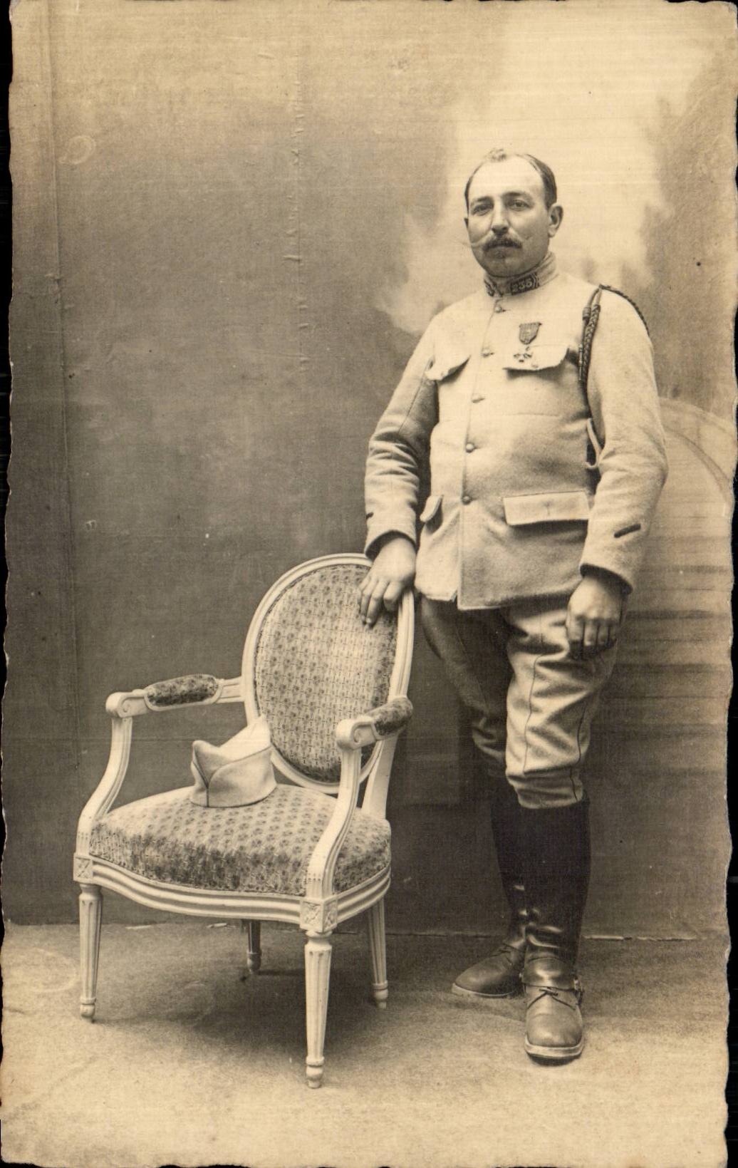 Real photo Militaria Soldier