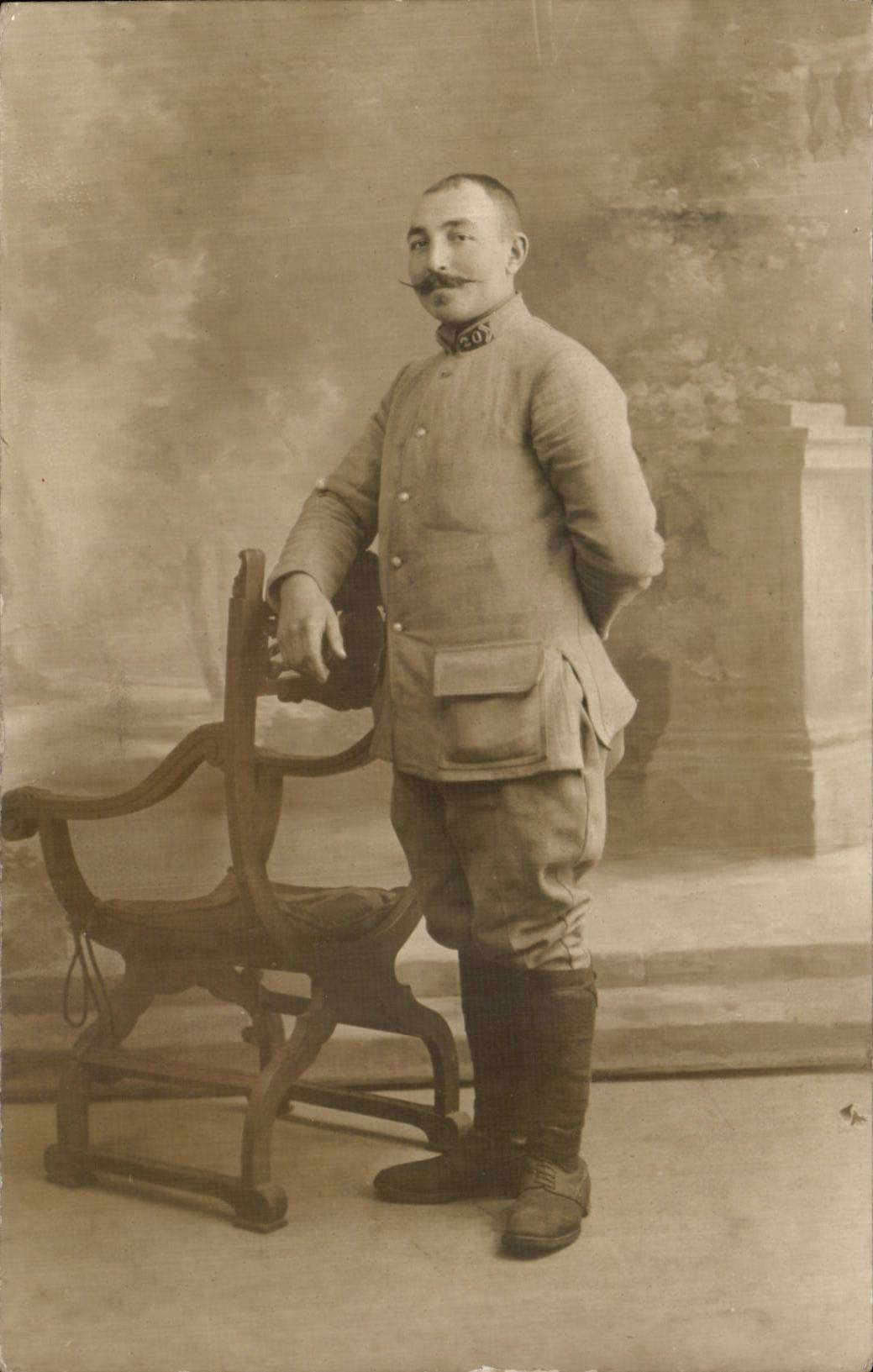 Real photo Militaria Soldier