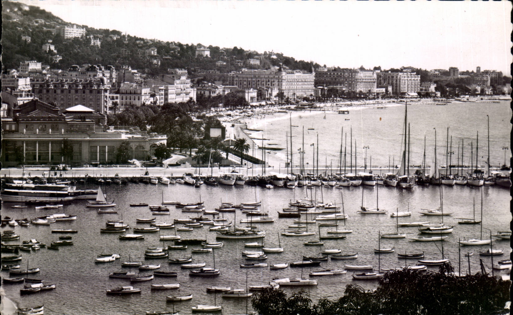 Cannes - the Port - CPA