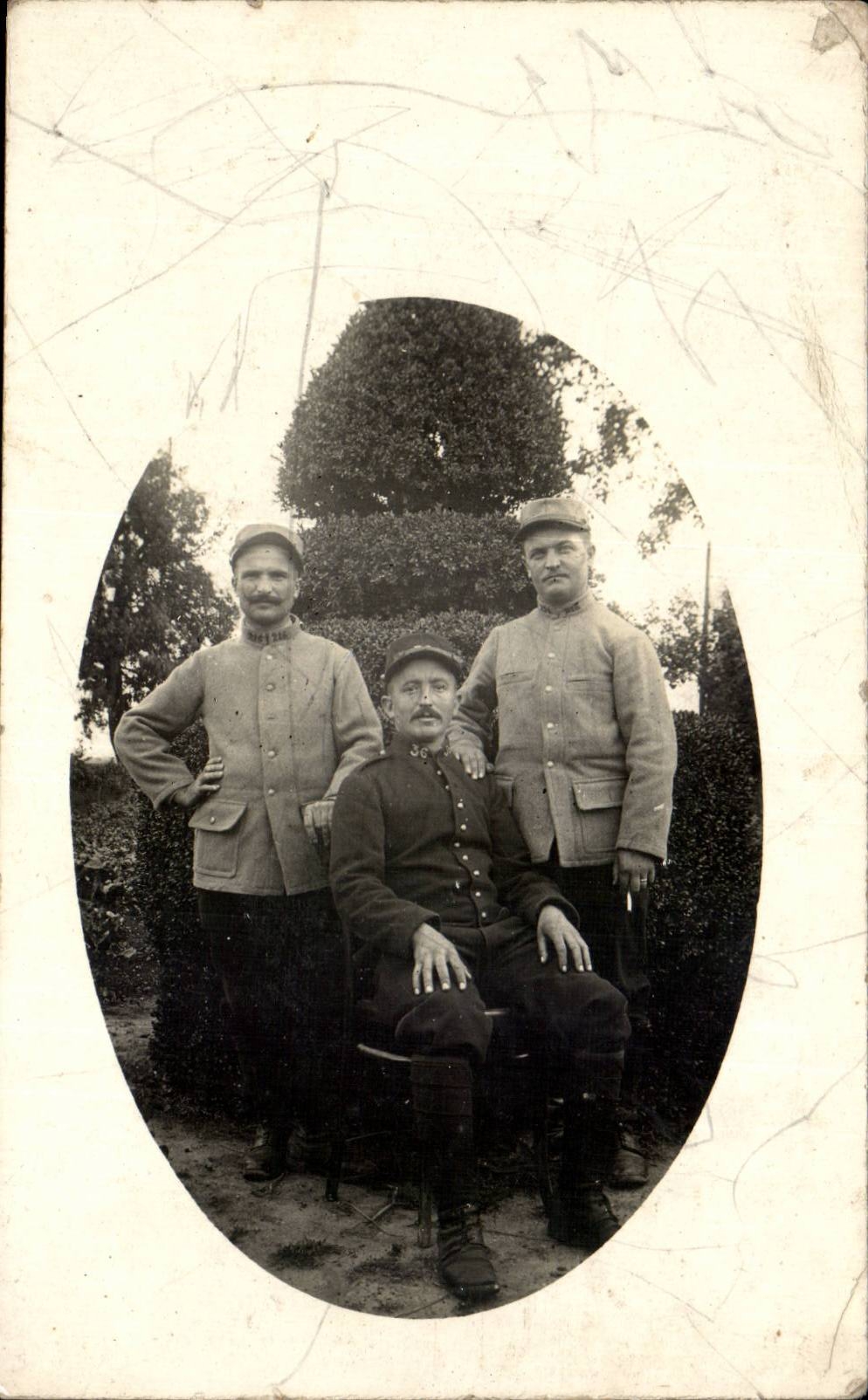 Real photo Militaria Soldiers