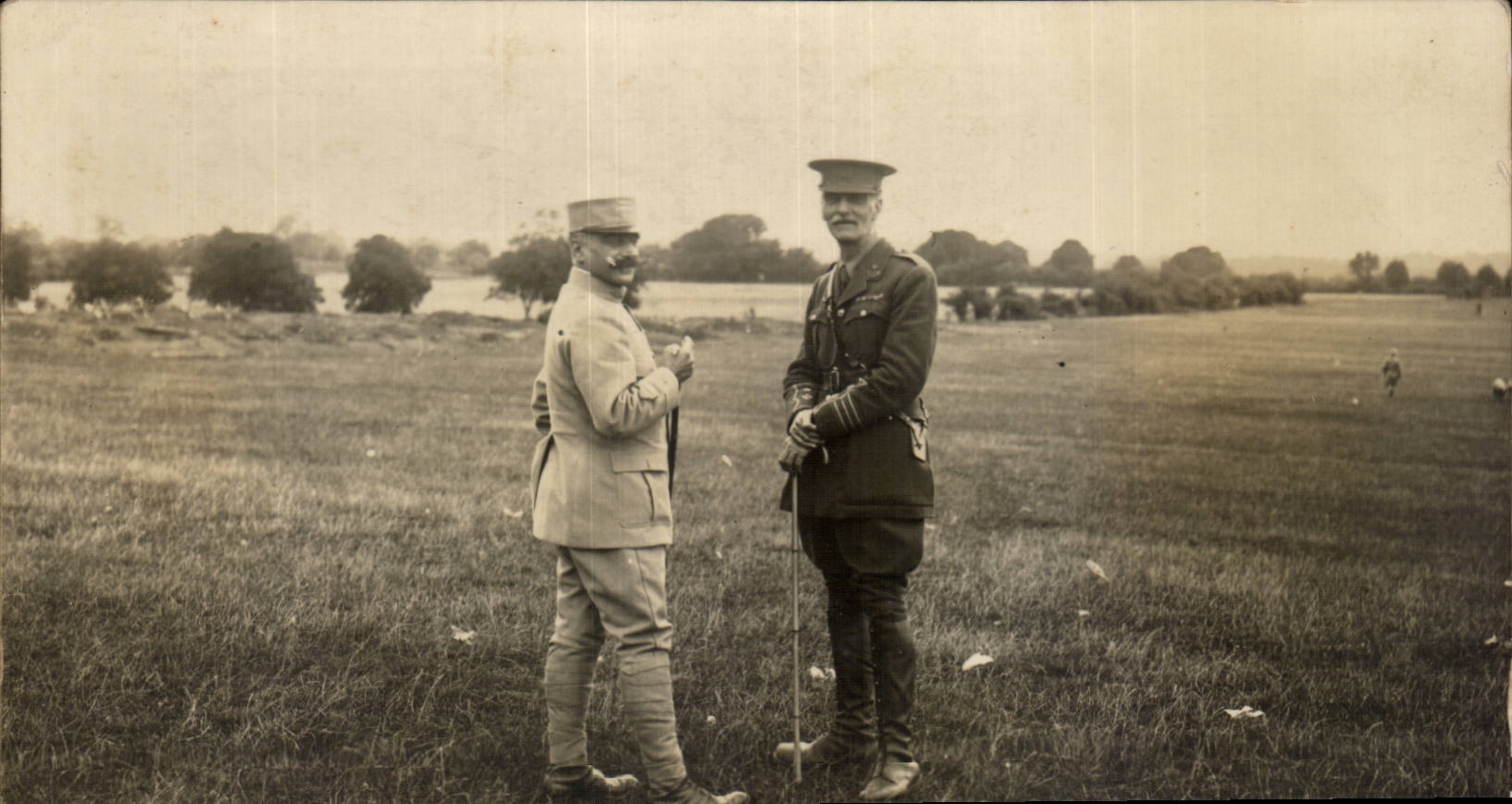 Real photo Militaria Soldiers
