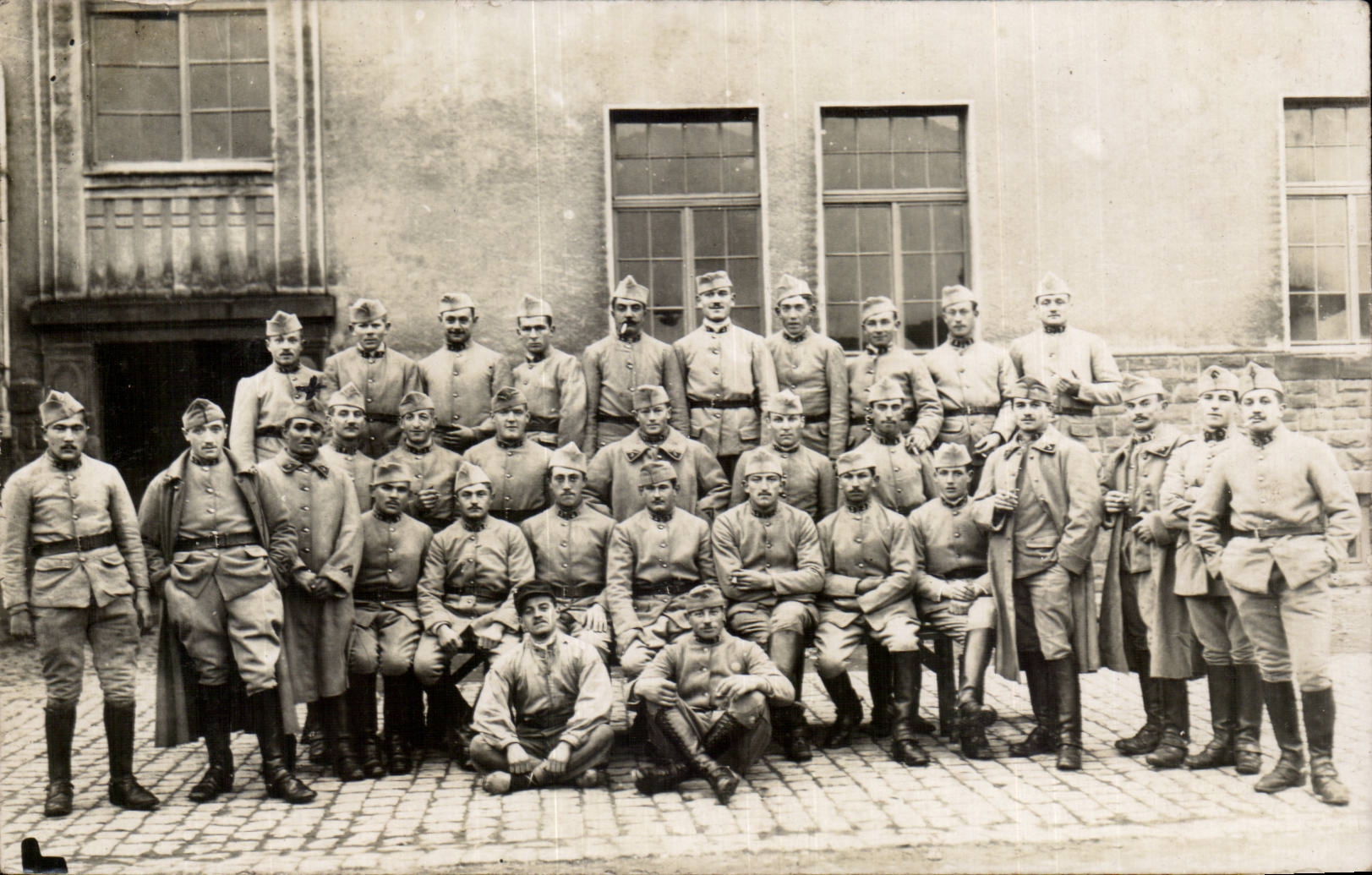 Real photo Militaria Soldiers