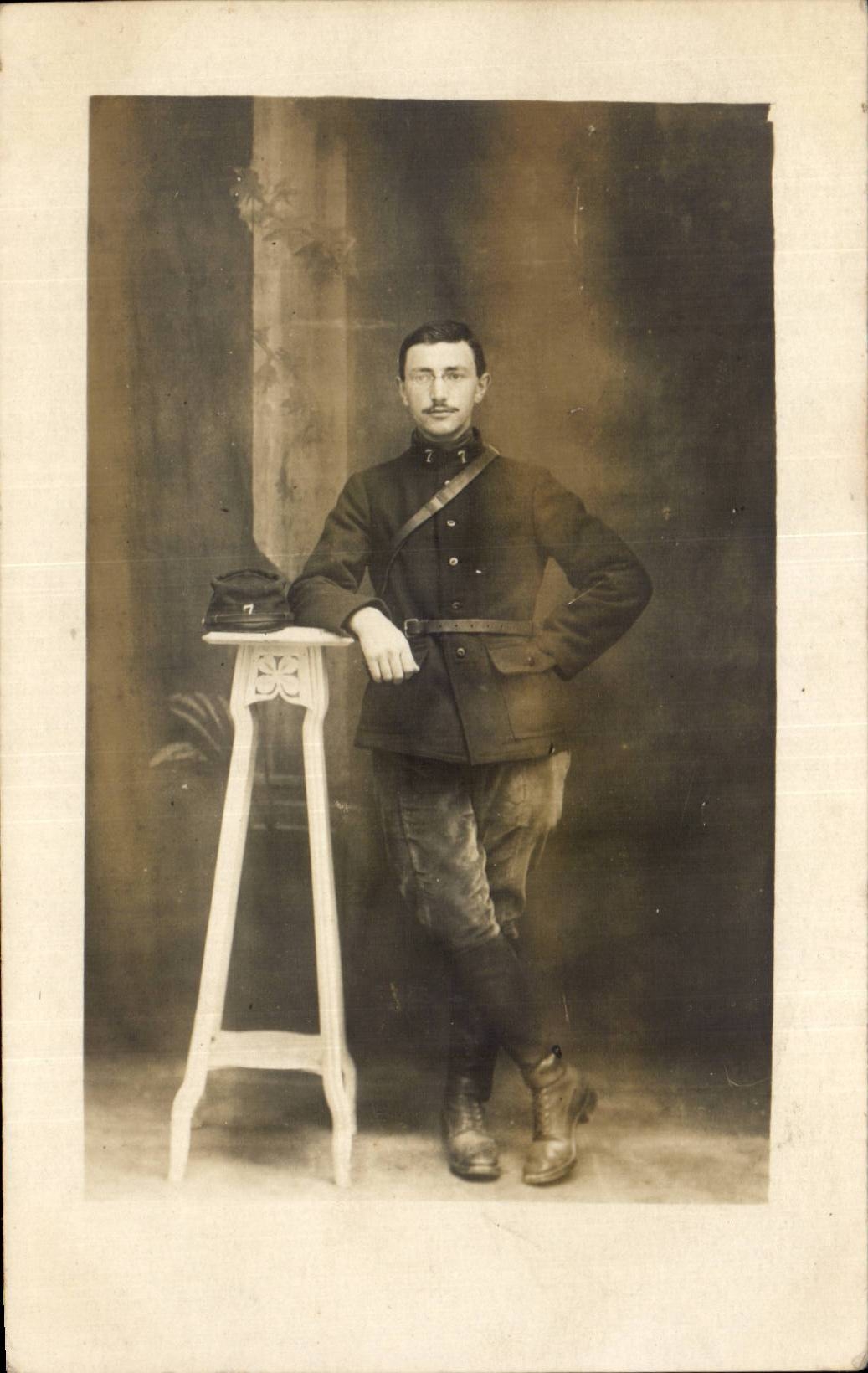 Real photo Militaria Soldier