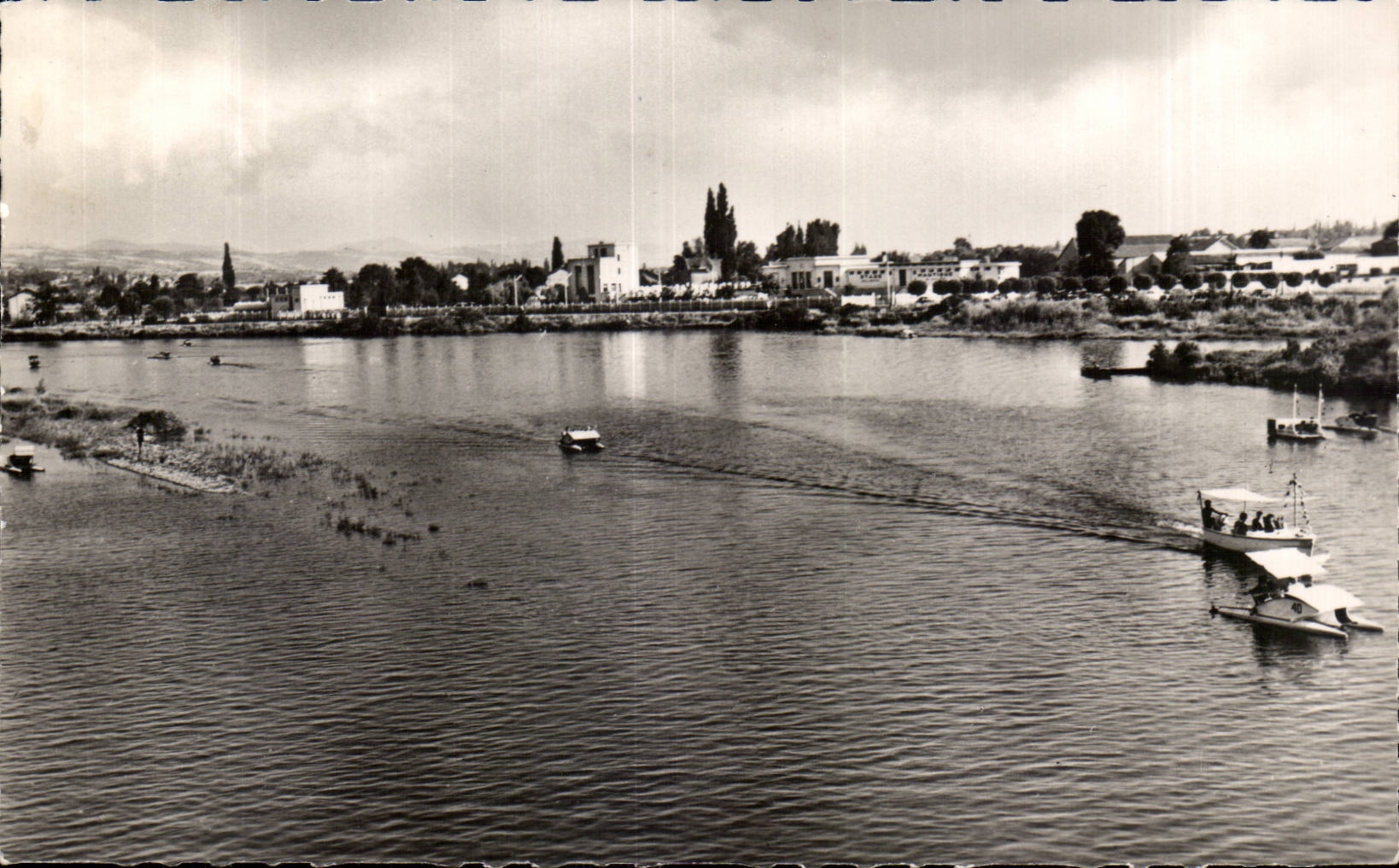 Vichy - Canotage sur l Allier - CPA