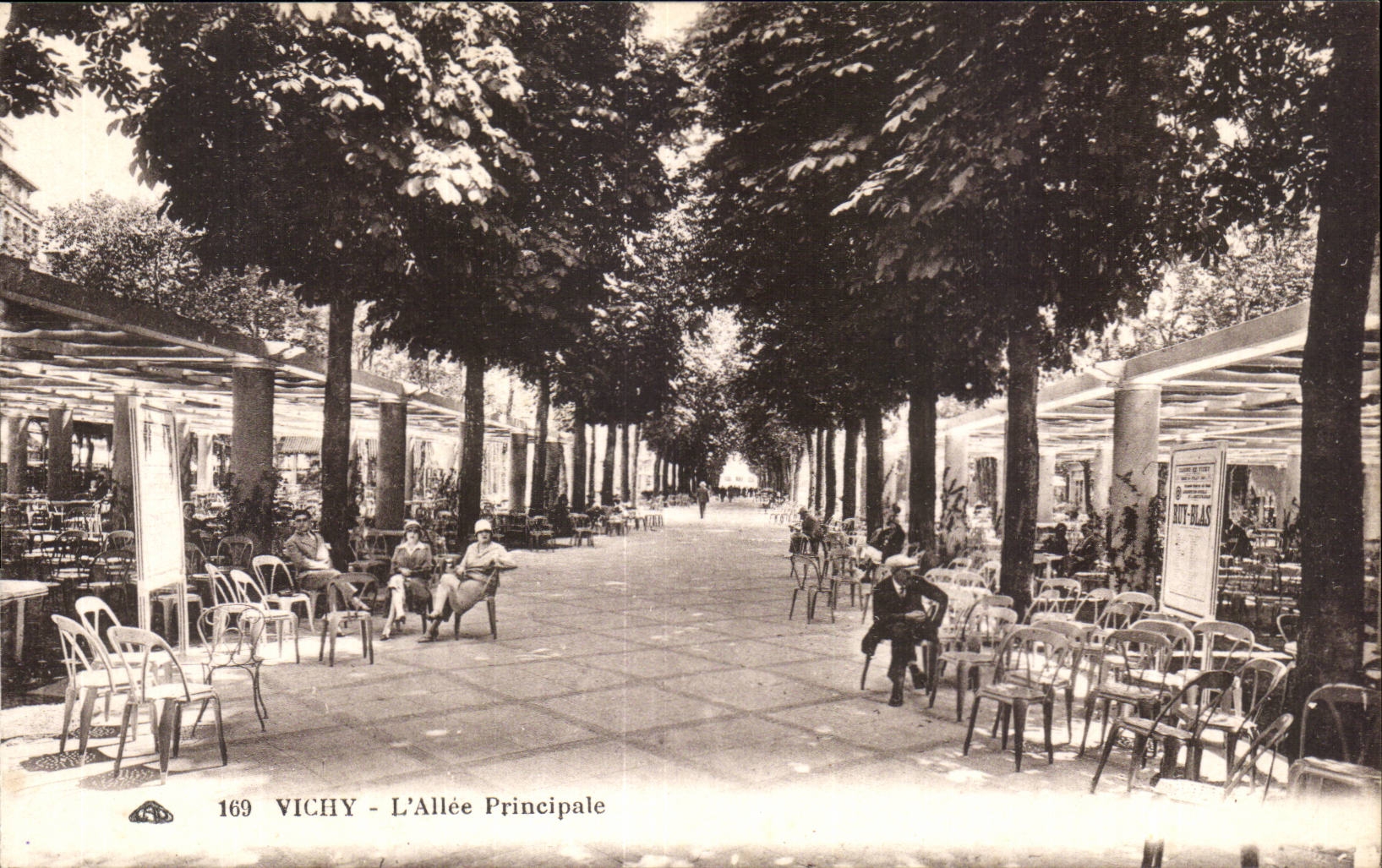 Vichy - L Allee Principale - CPA