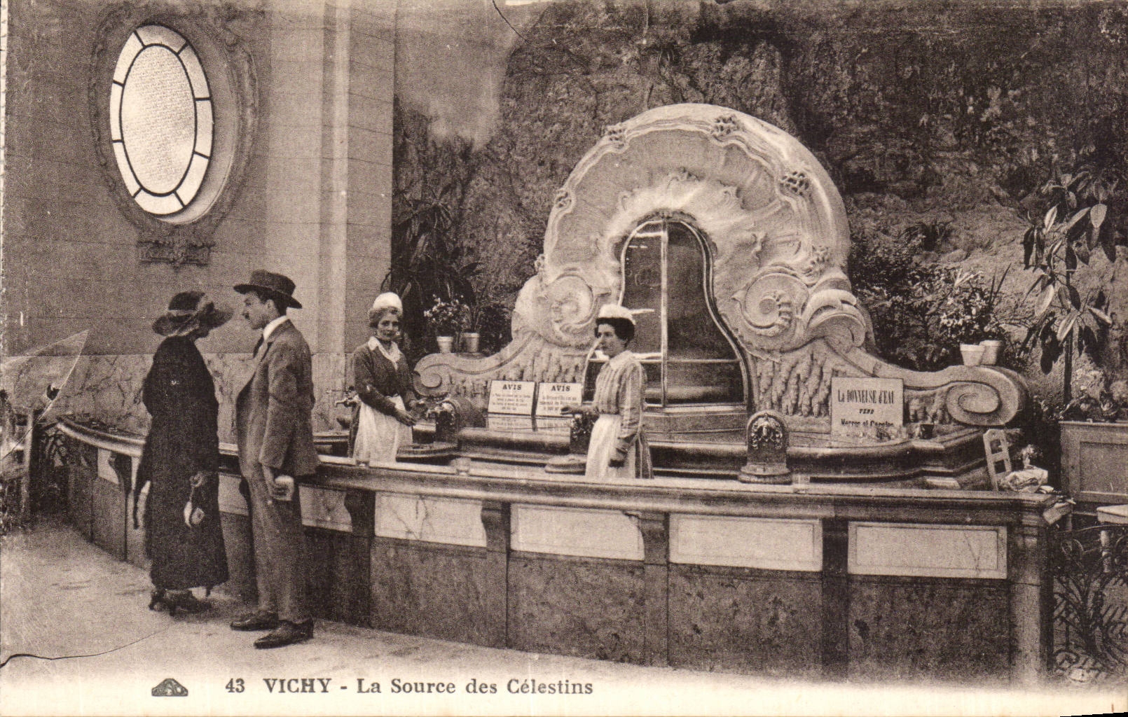 Vichy - Source des Celestins - CPA
