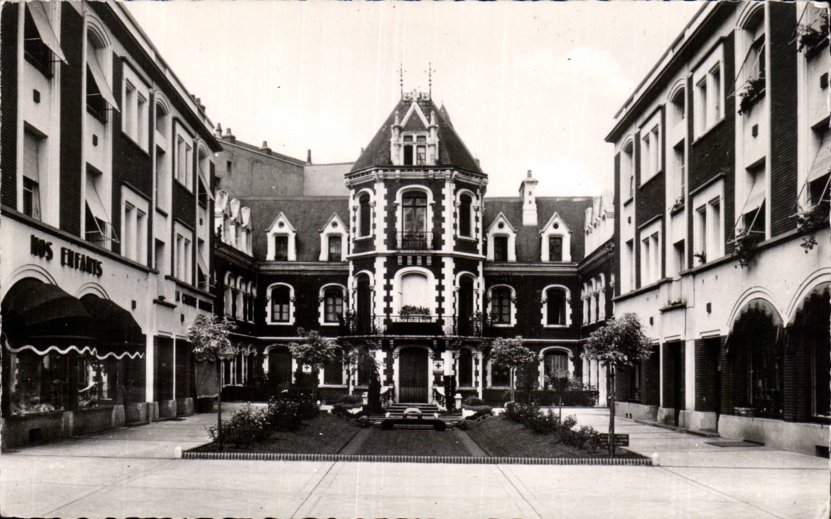Montlucon - Square de la Romagere - CPA