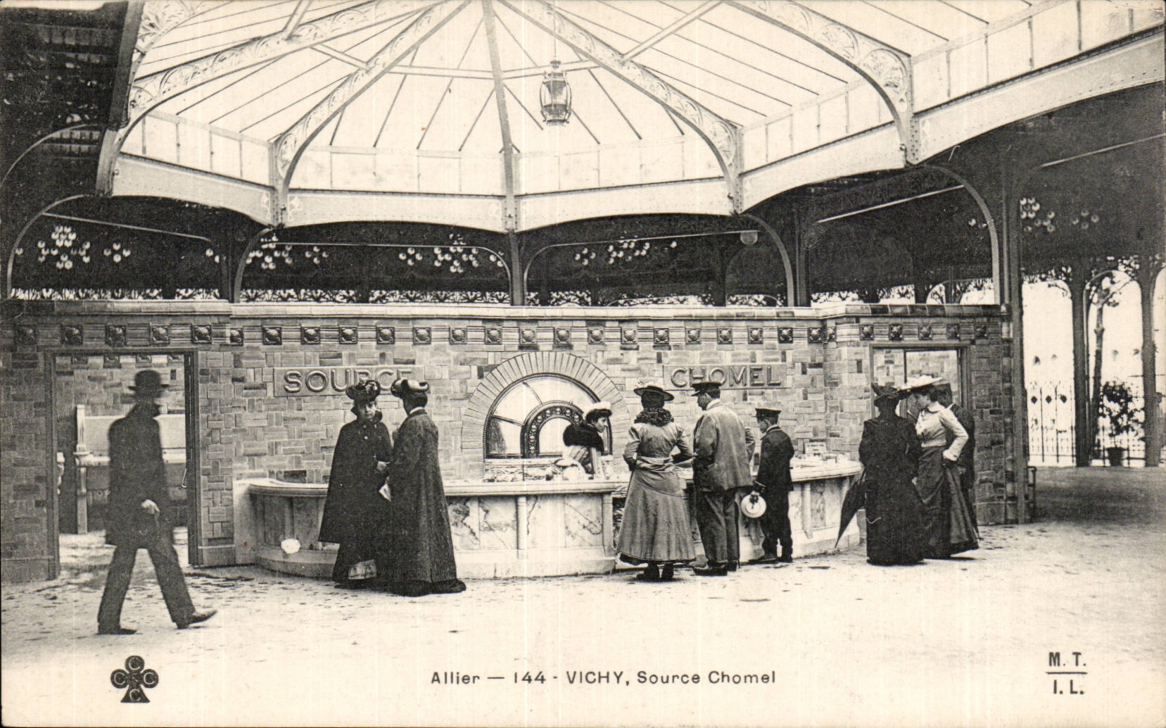 Vichy - Source Chomel - CPA