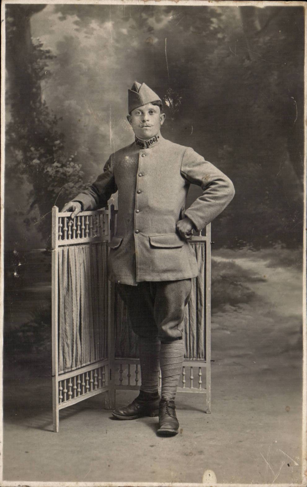 Real photo Militaria Soldier