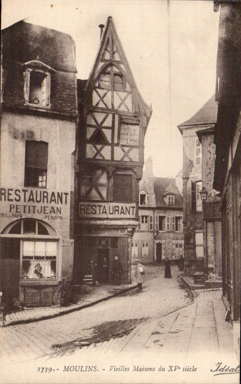 Moulins - Old Houses Restoring Small Jean - CPA